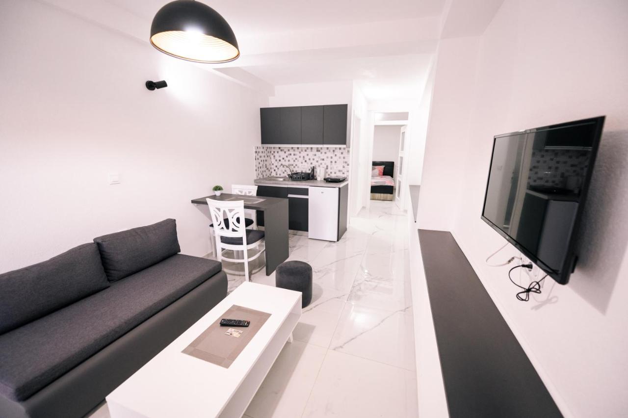 Down Street-Old Town Apartment โอครีด ภายนอก รูปภาพ